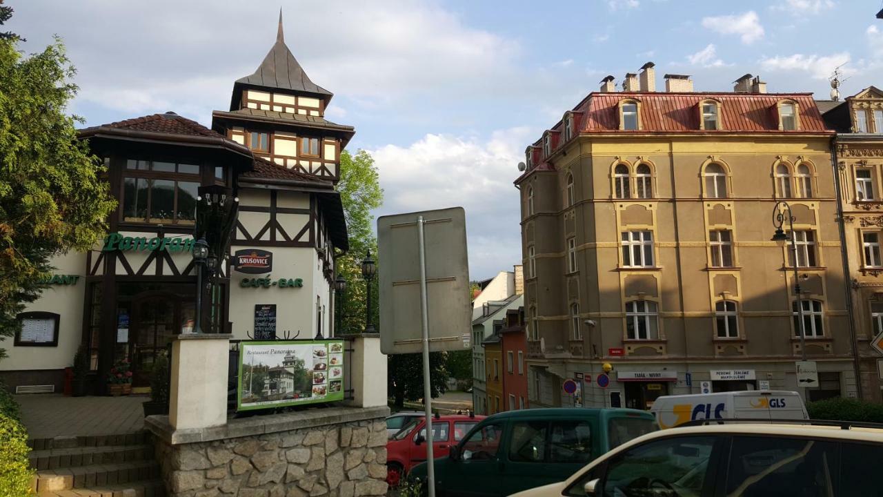 Laura'S Apartment Карлови Вари Екстериор снимка