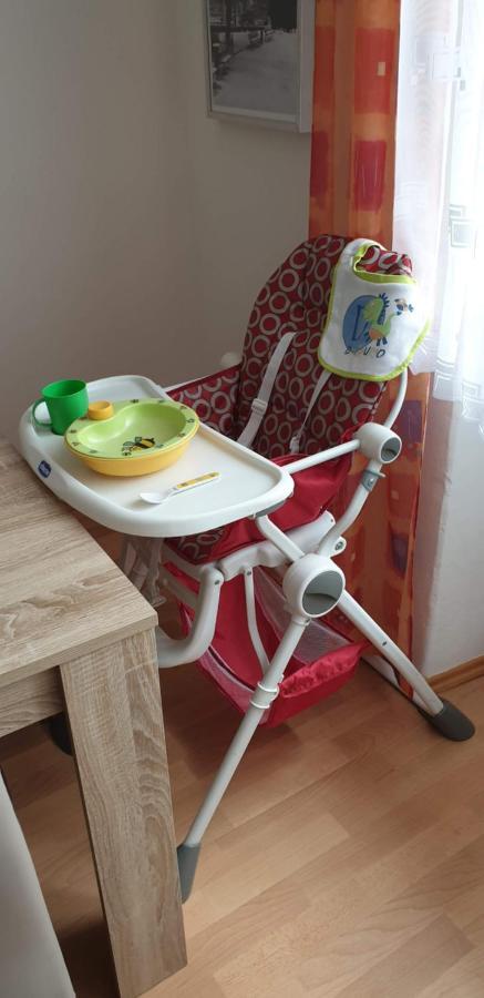 Laura'S Apartment Карлови Вари Екстериор снимка